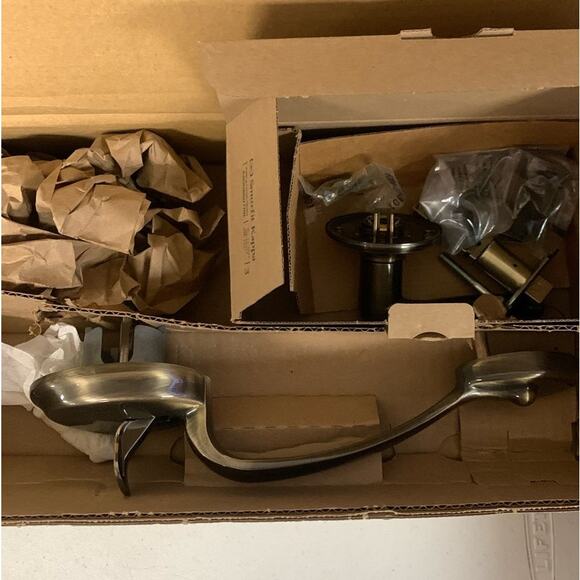 SCHLAGE Plymouth Front Entry Handle Flair Right-Handed Interior Lever - Picture 5 of 6